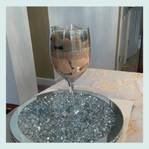 Mocha latte with coffee & vanilla scant with ice cube