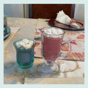 Sandlewood & Rose / Vanilla Mug candle