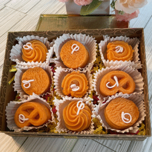 cookie shape candles gift pack