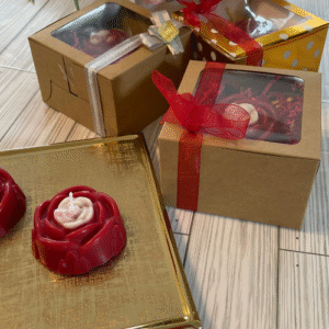 Rose Shape Candle with Vanilla & Sandalwood Fragrance